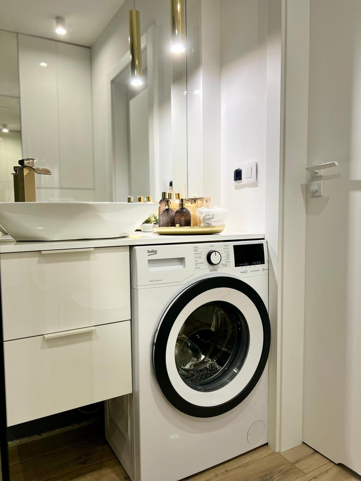 M&S Lux Apartments Kochanowskiego Łódź Dış mekan fotoğraf