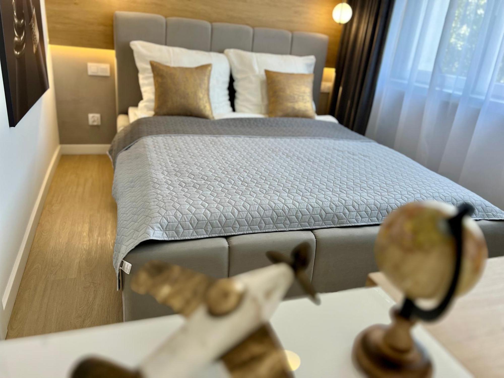 M&S Lux Apartments Kochanowskiego Łódź Dış mekan fotoğraf