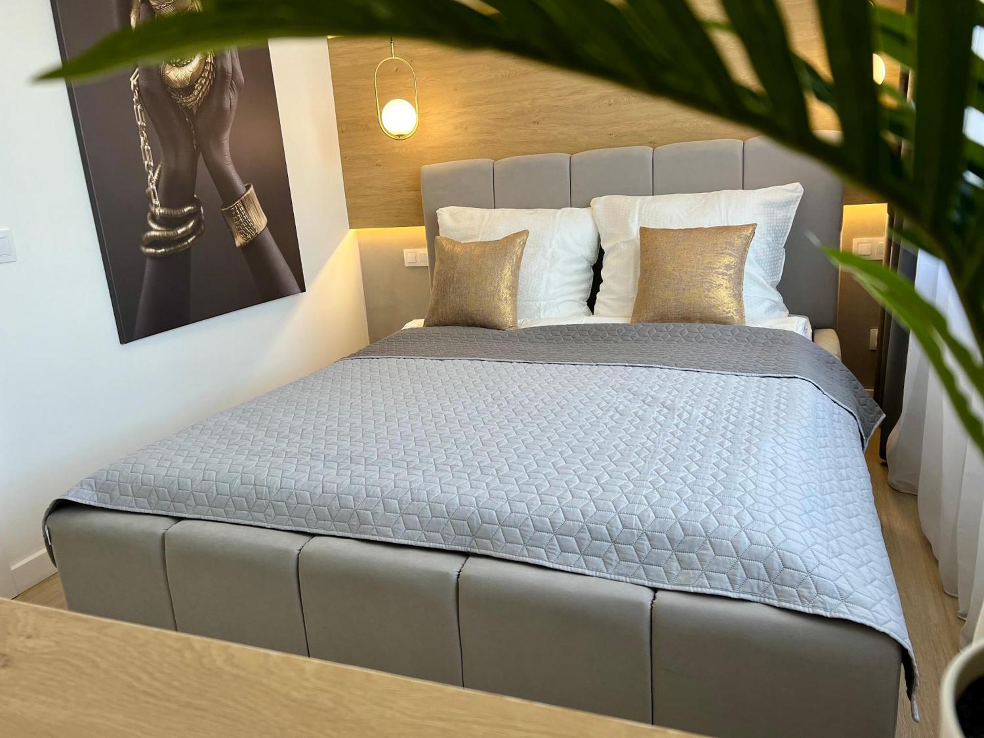 M&S Lux Apartments Kochanowskiego Łódź Dış mekan fotoğraf