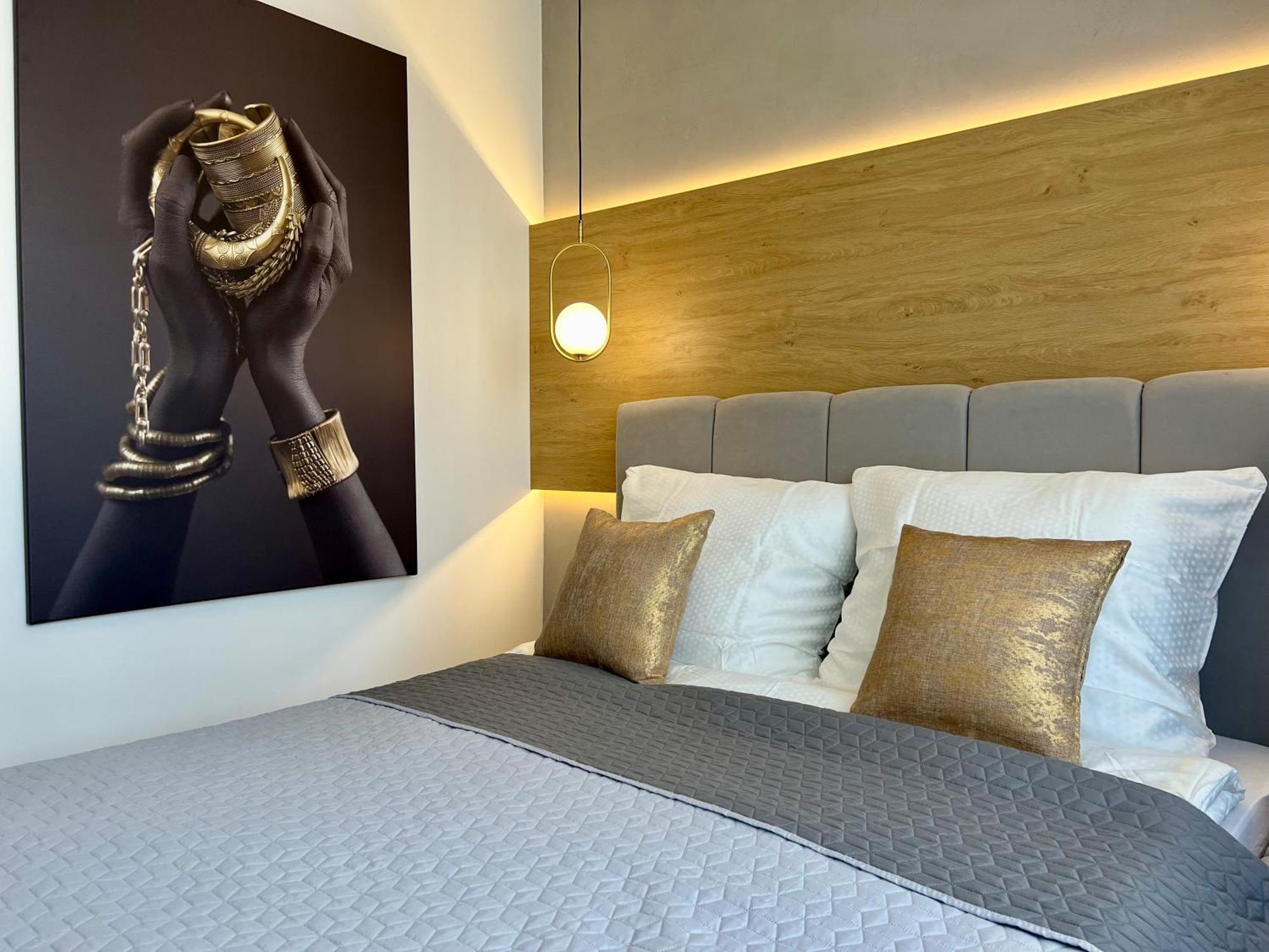 M&S Lux Apartments Kochanowskiego Łódź Dış mekan fotoğraf